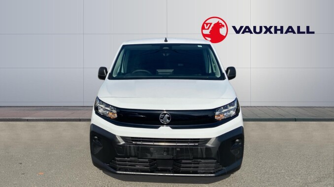 Vauxhall Combo Cargo Combo Diesel 1.5 Turbo D 100ps Prime Plus H1 Van - Image 10